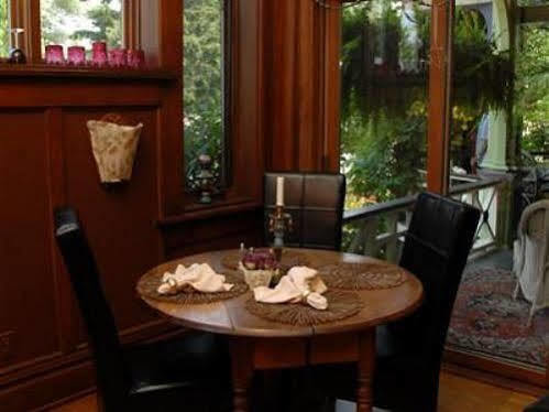 Boyden House Inn B&B Grand Haven Ristorante foto
